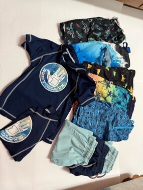 Kids Swim Trunks & (2x) Rash Guards